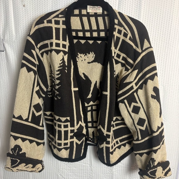 Black and Cream Patterned Women's Sweater - Picture 1 of 4